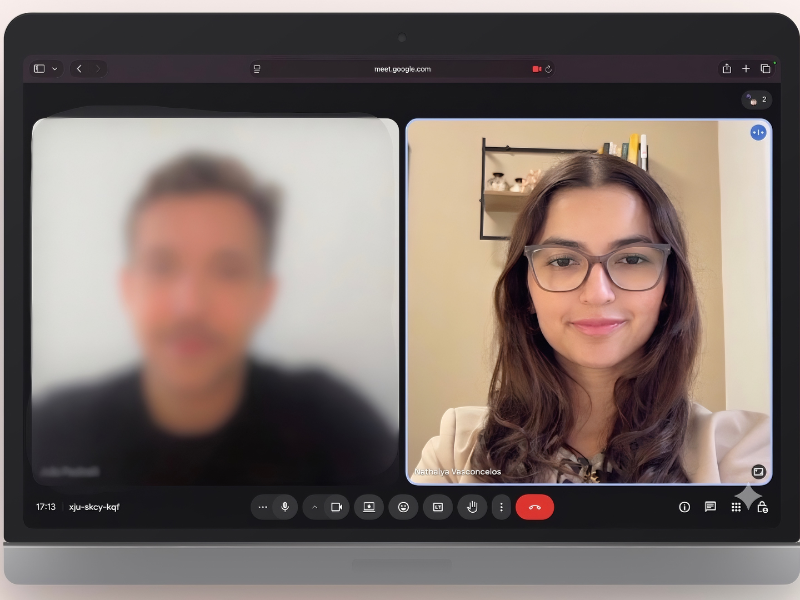 Sessão de atendimento online por videochamada